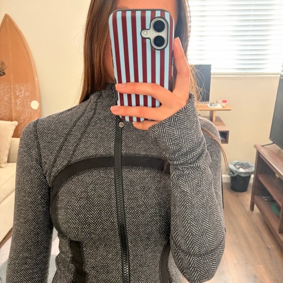Lululemon Define Jacket - Picture 3 of 11